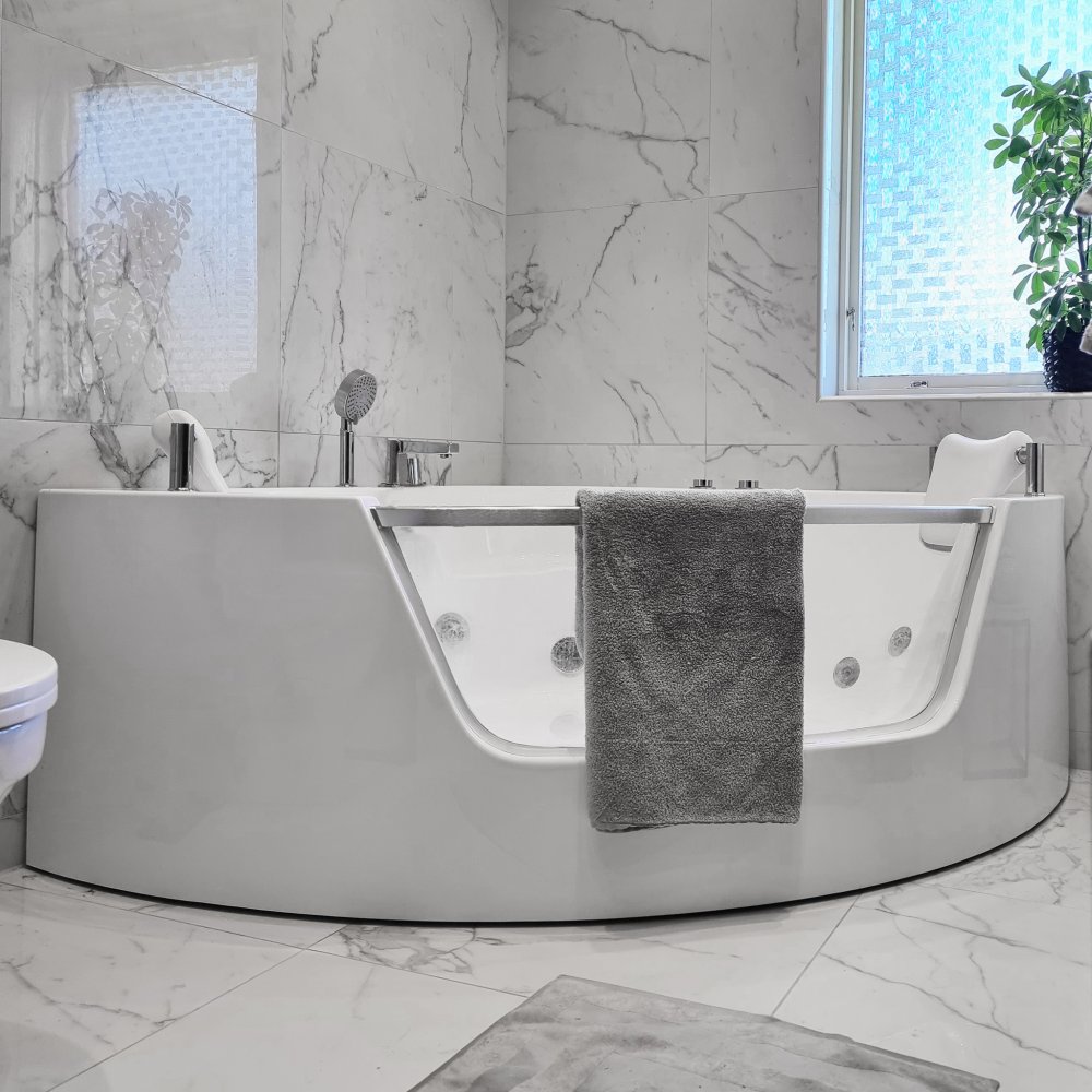 bubbelbadkar – Bubbelbadkar med glasfront & värmare 140x140cm | BK-006V